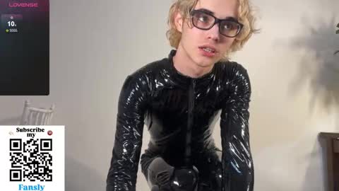 Snapshot of cock_and_lock chatting on October 16, 2025, 5:47 pm Herman online show from October 16, 2025, 5:47 pm