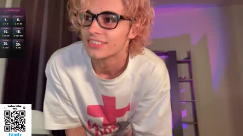 Snapshot of cock_and_lock chatting on October 27, 2025, 7:51 pm Herman online show from October 27, 2025, 7:51 pm