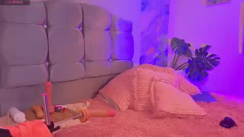 Valerie  nenitasexy online show from June 12, 2026, 6:01 am
