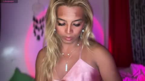 Snapshot of cockprincess_dianna chatting on October 7, 2025, 4:15 pm PrincessDianna IslandGirl CUMSHOW in PVT and PASSWORDSHOW online show from October 7, 2025, 4:15 pm