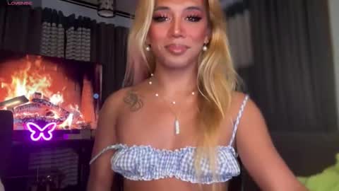 Snapshot of cockprincess_dianna chatting on October 19, 2025, 5:02 pm PrincessDianna IslandGirl CUMSHOW in PVT and PASSWORDSHOW online show from October 19, 2025, 5:02 pm
