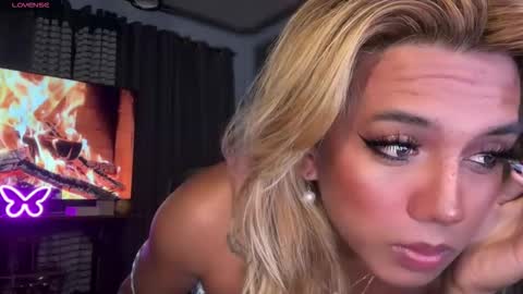 Snapshot of cockprincess_dianna chatting on October 22, 2025, 4:57 am PrincessDianna IslandGirl CUMSHOW in PVT and PASSWORDSHOW online show from October 22, 2025, 4:57 am