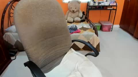 titanis online show from June 24, 2026, 11:26 pm