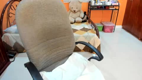 titanis online show from June 26, 2026, 9:19 pm