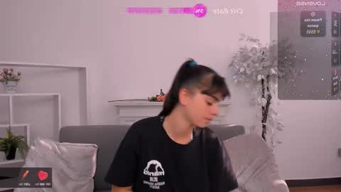 Snapshot of cocoa_sins chatting on September 9, 2025, 5:51 am Olivia online show from September 9, 2025, 5:51 am