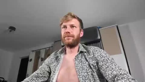 Nicholas online show from May 22, 2026, 8:47 pm