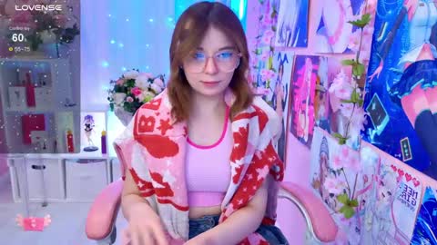 Mia online show from April 25, 2026, 2:47 pm