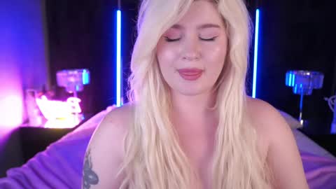 onlyfans amyleyy online show from December 9, 2024, 10:54 am