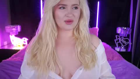 onlyfans amyleyy online show from February 11, 2025, 7:44 am