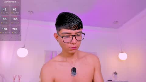 Snapshot of codytwink_ chatting on June 22, 2026, 12:35 pm Cody online show from June 22, 2026, 12:35 pm