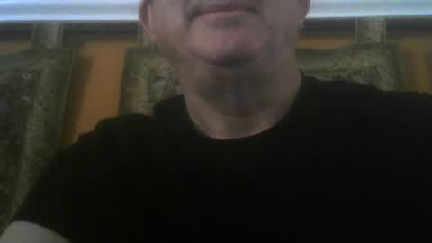 Snapshot of coffee90028 chatting on February 3, 2025, 5:56 pm coffee90028 online show from February 3, 2025, 5:56 pm