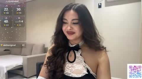 Snapshot of coffee_wihtout_milk chatting on June 15, 2026, 10:45 pm Yumi online show from June 15, 2026, 10:45 pm