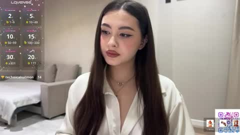 Snapshot of coffee_wihtout_milk chatting on June 23, 2026, 11:25 pm Yumi online show from June 23, 2026, 11:25 pm