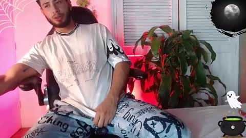 Snapshot of colby_smit chatting on October 10, 2025, 8:30 pm Colby online show from October 10, 2025, 8:30 pm