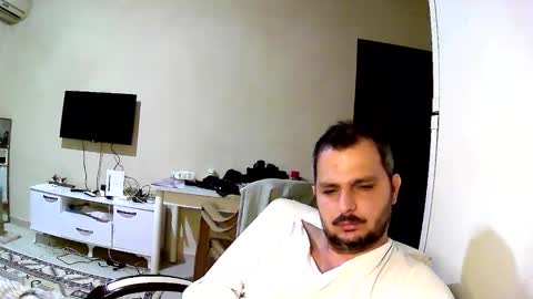 coldskull15 online show from February 5, 2025, 8:35 pm