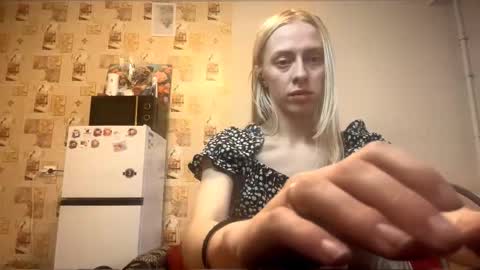 Snapshot of colenewilison chatting on November 5, 2025, 9:53 am Katherine online show from November 5, 2025, 9:53 am