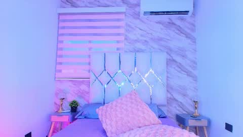 Snapshot of colett_hall chatting on March 28, 2026, 12:27 pm colett online show from March 28, 2026, 12:27 pm