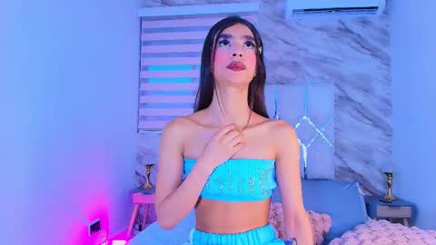 Snapshot of colett_hall chatting on March 30, 2026, 12:17 pm colett online show from March 30, 2026, 12:17 pm