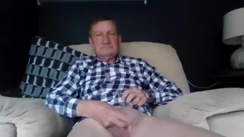 colinbeech online show from May 13, 2026, 2:25 pm