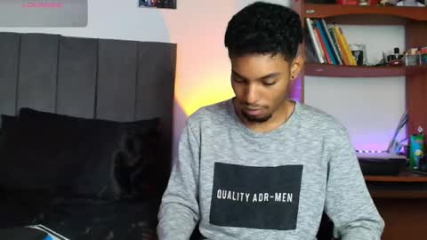 Snapshot of colinlatinbrown chatting on September 30, 2025, 3:39 pm IG online show from September 30, 2025, 3:39 pm