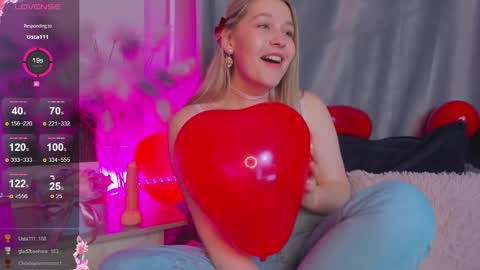 Snapshot of colleen_blake chatting on February 13, 2025, 9:38 pm Collen Mon Tue Wed Thu Fri GMT 3 0300am - 0900am online show from February 13, 2025, 9:38 pm
