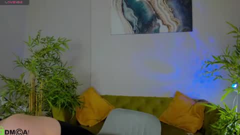 Snapshot of colleen_blake chatting on June 15, 2026, 4:53 pm Collen Mon Tue Wed Thu Fri GMT 3 0300am - 0900am online show from June 15, 2026, 4:53 pm