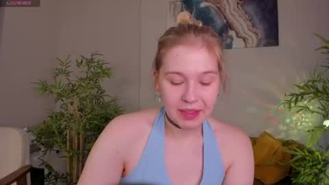 Snapshot of colleen_blake chatting on June 16, 2026, 5:37 pm Collen Mon Tue Wed Thu Fri GMT 3 0300am - 0900am online show from June 16, 2026, 5:37 pm