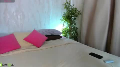 Collen Mon Tue Wed Thu Fri GMT 3 0300am - 0900am  online show from August 6, 2026, 5:26 pm