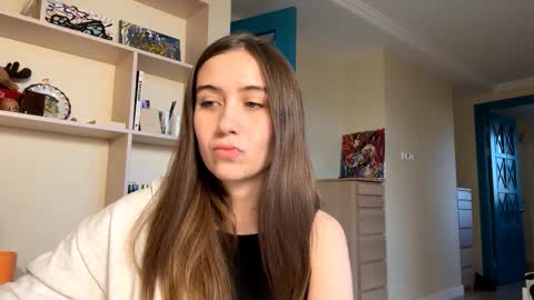 Nicole online show from October 2, 2025, 12:56 pm