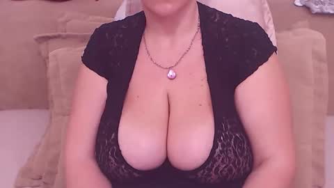 Maddison online show from February 2, 2025, 5:42 am