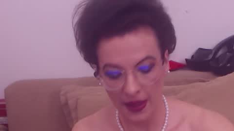 Maddison online show from May 7, 2026, 1:55 am