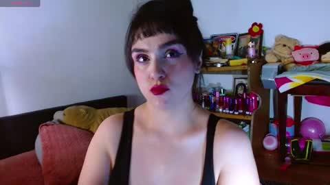 Collette online show from July 15, 2026, 8:52 am