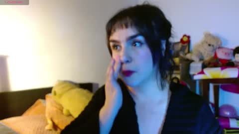 Collette online show from July 27, 2026, 6:42 am