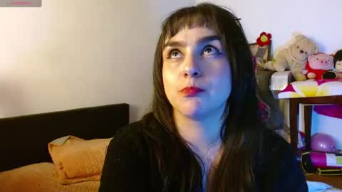 Collette online show from July 28, 2026, 1:32 pm