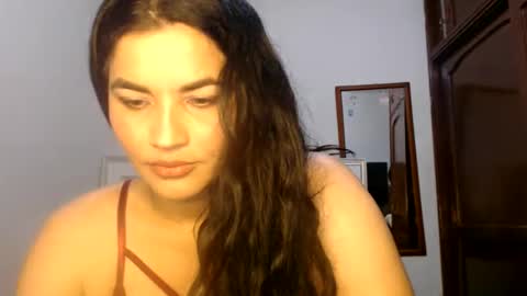 viviana online show from December 4, 2024, 4:49 pm