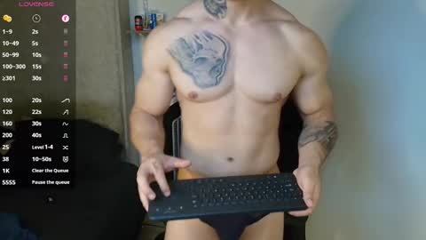 Snapshot of colombianmuscle8 chatting on November 12, 2025, 4:13 am colombianmuscle8 online show from November 12, 2025, 4:13 am