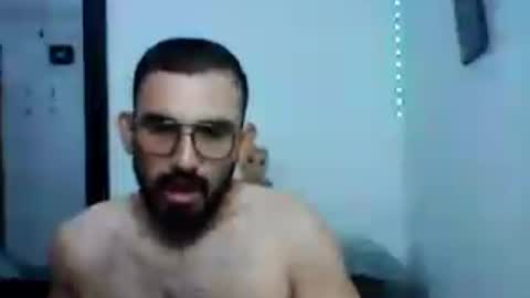 colombianocabron online show from June 17, 2026, 1:52 am