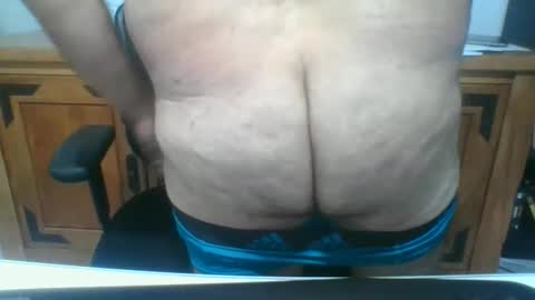 Just me online show from January 7, 2025, 6:03 pm