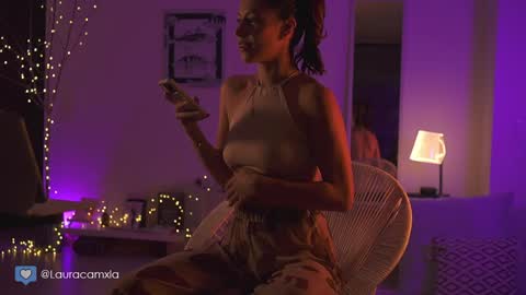 Laura online show from December 14, 2024, 12:22 am