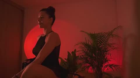 Laura online show from March 2, 2025, 12:09 am