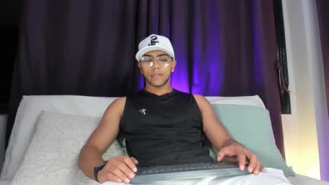 colstorw_ online show from December 1, 2025, 10:20 am