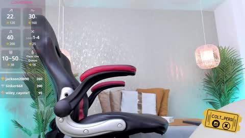 colt_perci online show from December 13, 2024, 7:04 am