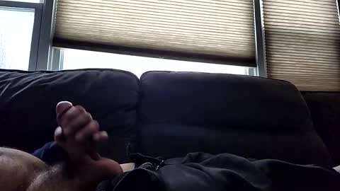 combu2 online show from January 6, 2025, 6:10 pm