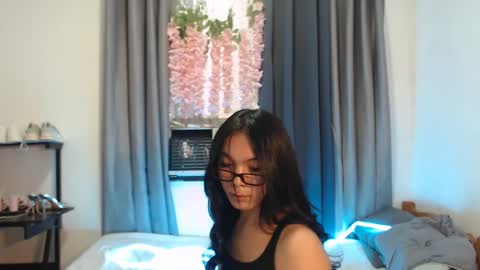 Snapshot of come_wet_me chatting on March 12, 2025, 2:12 pm come_wet_me online show from March 12, 2025, 2:12 pm