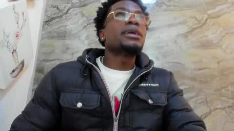 Snapshot of compton_01 chatting on October 24, 2025, 4:09 am COMPTON online show from October 24, 2025, 4:09 am