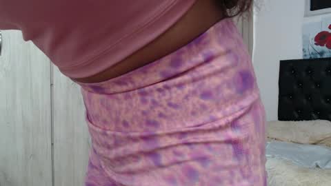 conni_f00x online show from April 23, 2026, 7:16 pm
