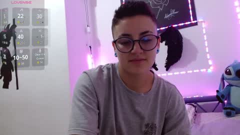 lyan onlyfans n linda online show from December 19, 2024, 11:14 pm