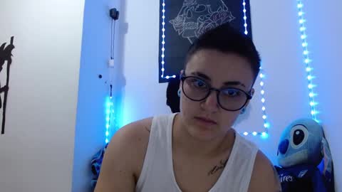 lyan onlyfans n linda online show from January 6, 2025, 7:56 pm