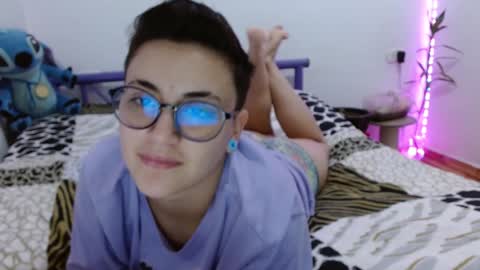 lyan onlyfans n linda online show from January 29, 2025, 9:07 pm