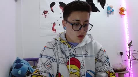 lyan onlyfans n linda online show from January 30, 2025, 12:18 am